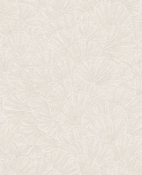 Ginkgo Fan wallpaper by Eijffinger, overlapping ginkgo leaf fans in soft cream white, flat swatch