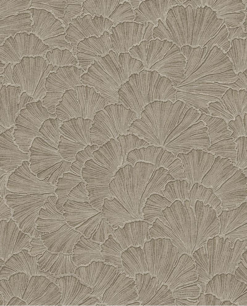 Ginkgo Fan wallpaper by Eijffinger, overlapping ginkgo leaf fans in deep greige mushroom, flat swatch