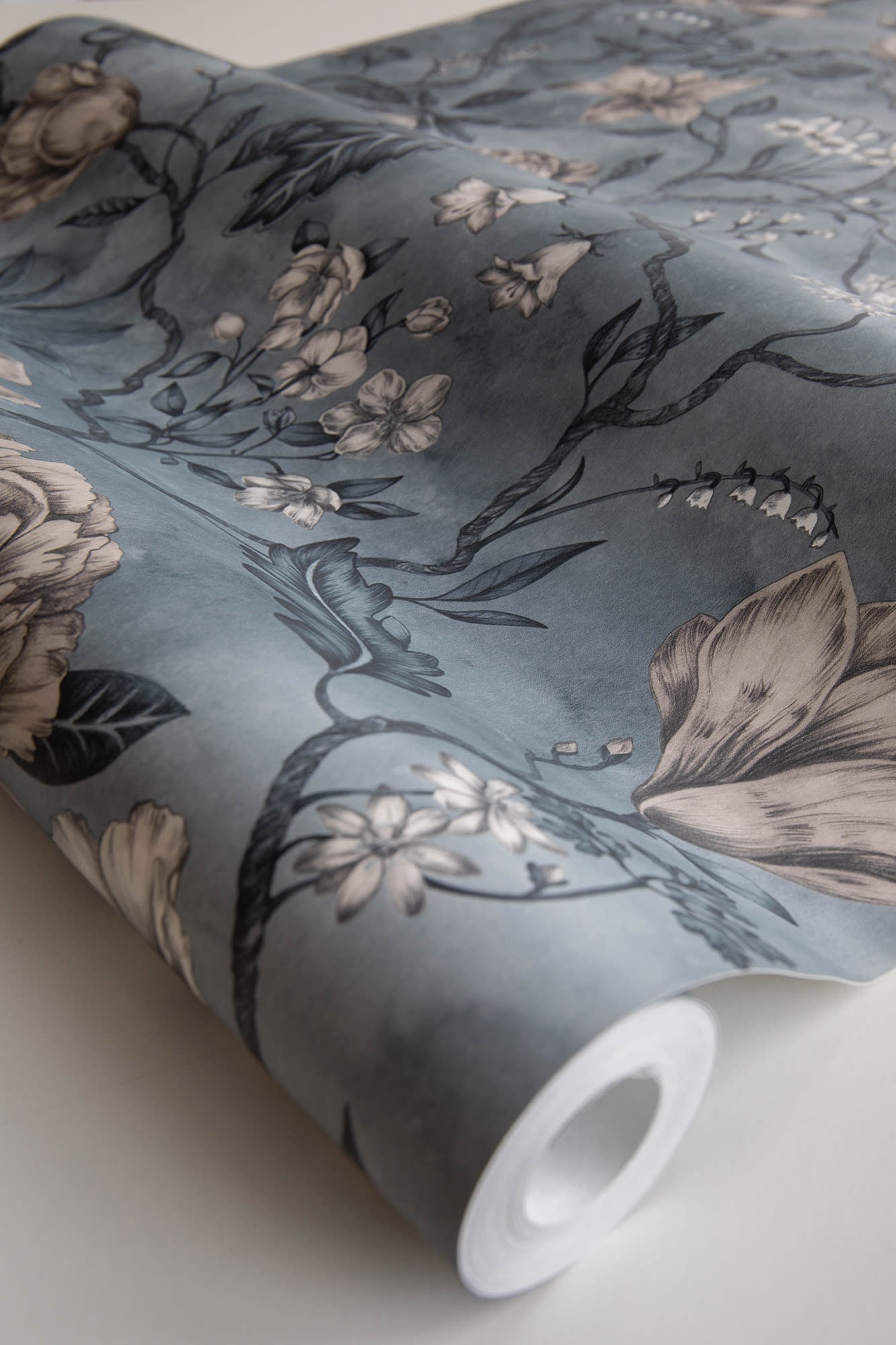 Linda wallpaper by Sandberg in Misty Blue, close detail of the print