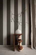 Magnus wallpaper by Sandberg – Grey – Graphite colourway, styled on an interior wall