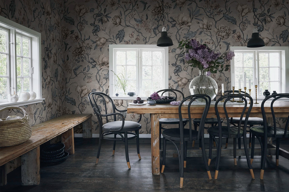 Belinda wallpaper by Sandberg – floral design, Blue – Misty Blue – styled in a room setting, view 10