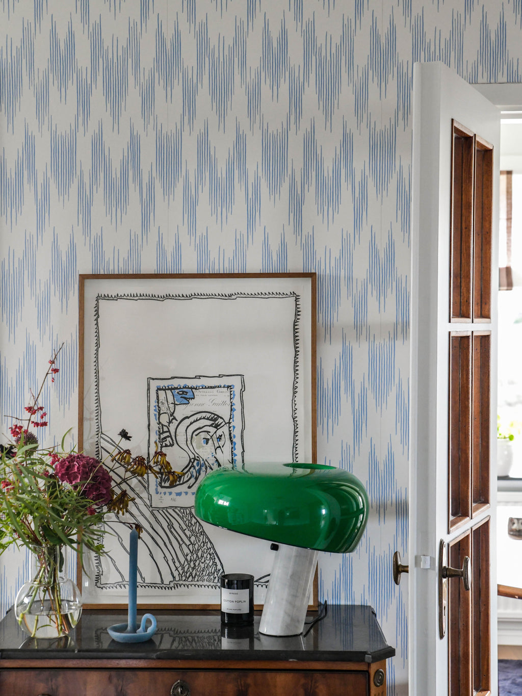 Ikat wallpaper by Langelid/von Bromssen - geometric design in Blue – Mediterranean