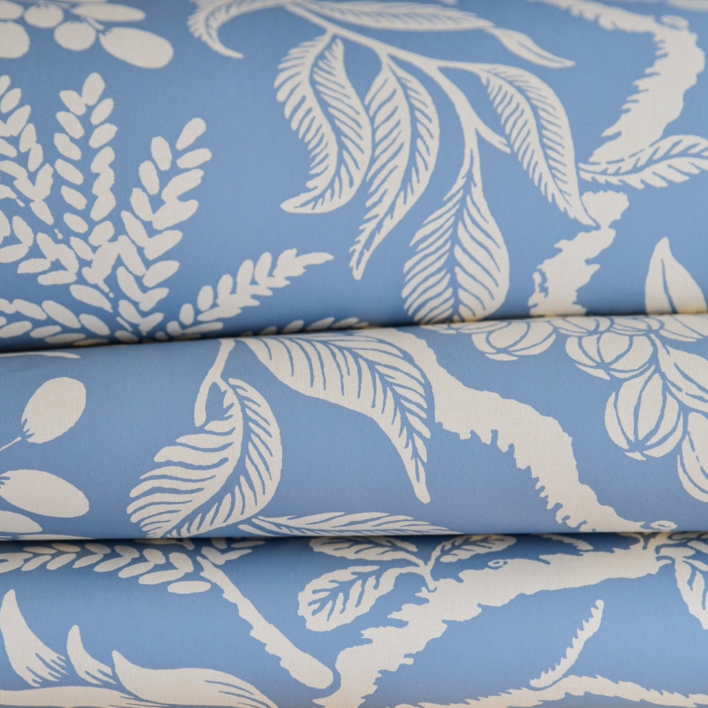 Cornucopia wallpaper by Langelid/von Bromssen - floral design in Blue