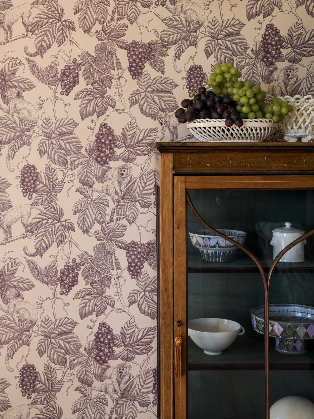 Grape Thief wallpaper by Langelid/von Bromssen - animals design in Purple