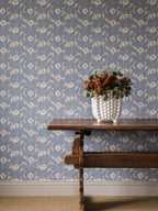 Primula wallpaper by Langelid/von Bromssen - floral design in Blue