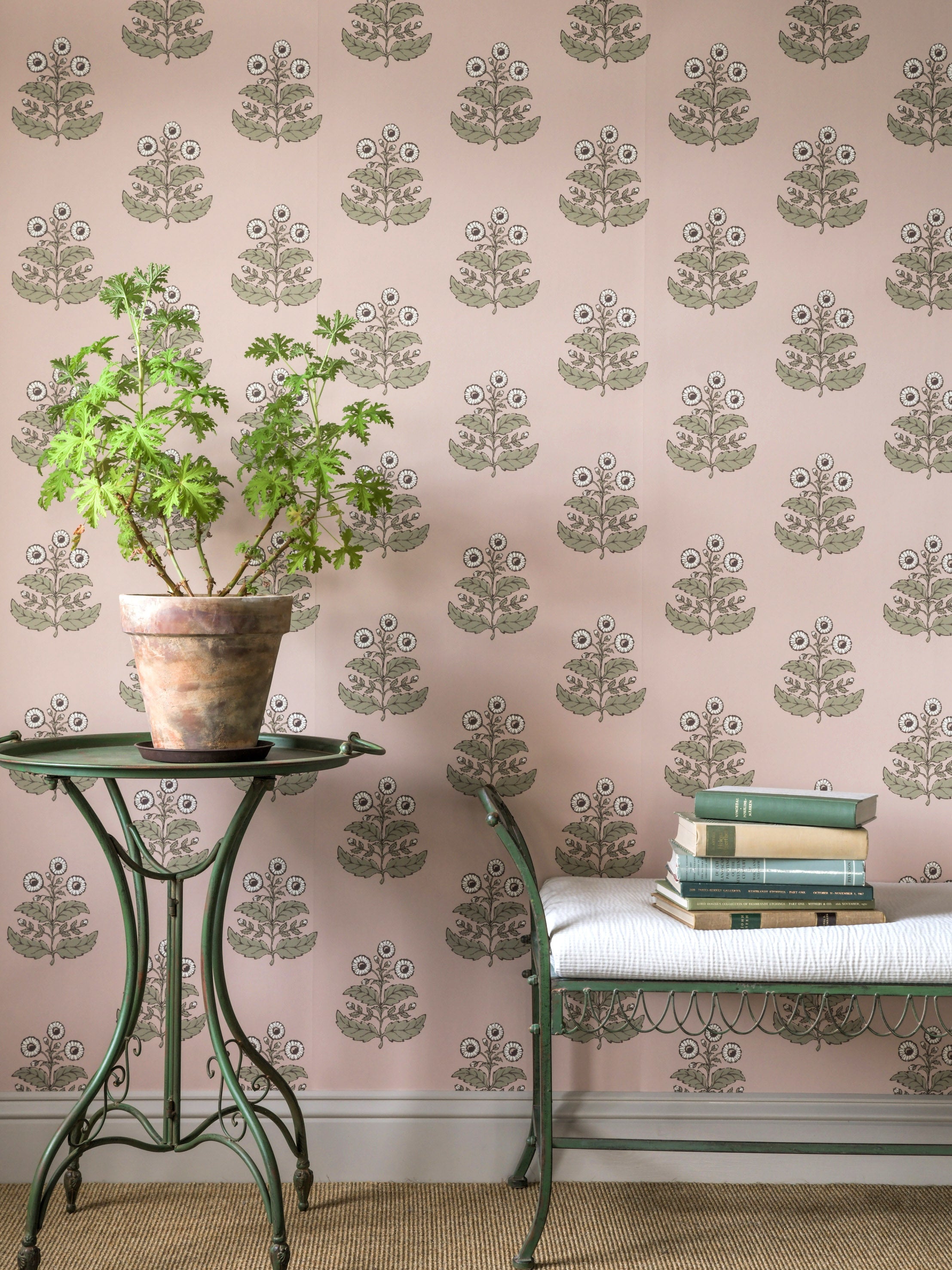 Floret wallpaper by Langelid/von Bromssen - floral design in Peach