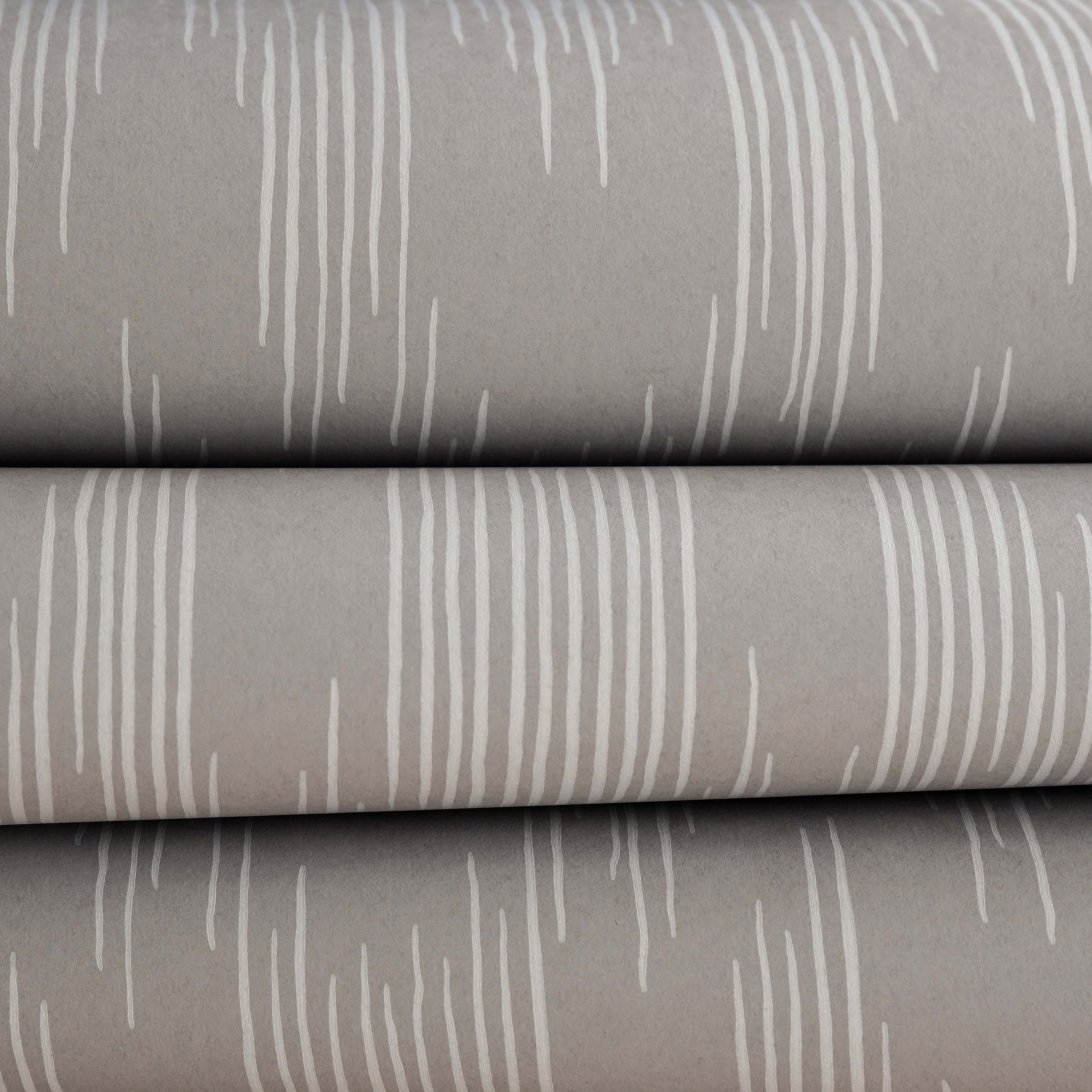 Ikat wallpaper by Langelid/von Bromssen - geometric design in Cream