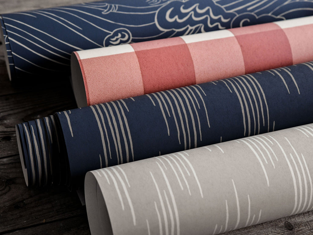 Ikat wallpaper by Langelid/von Bromssen - geometric design in Cream