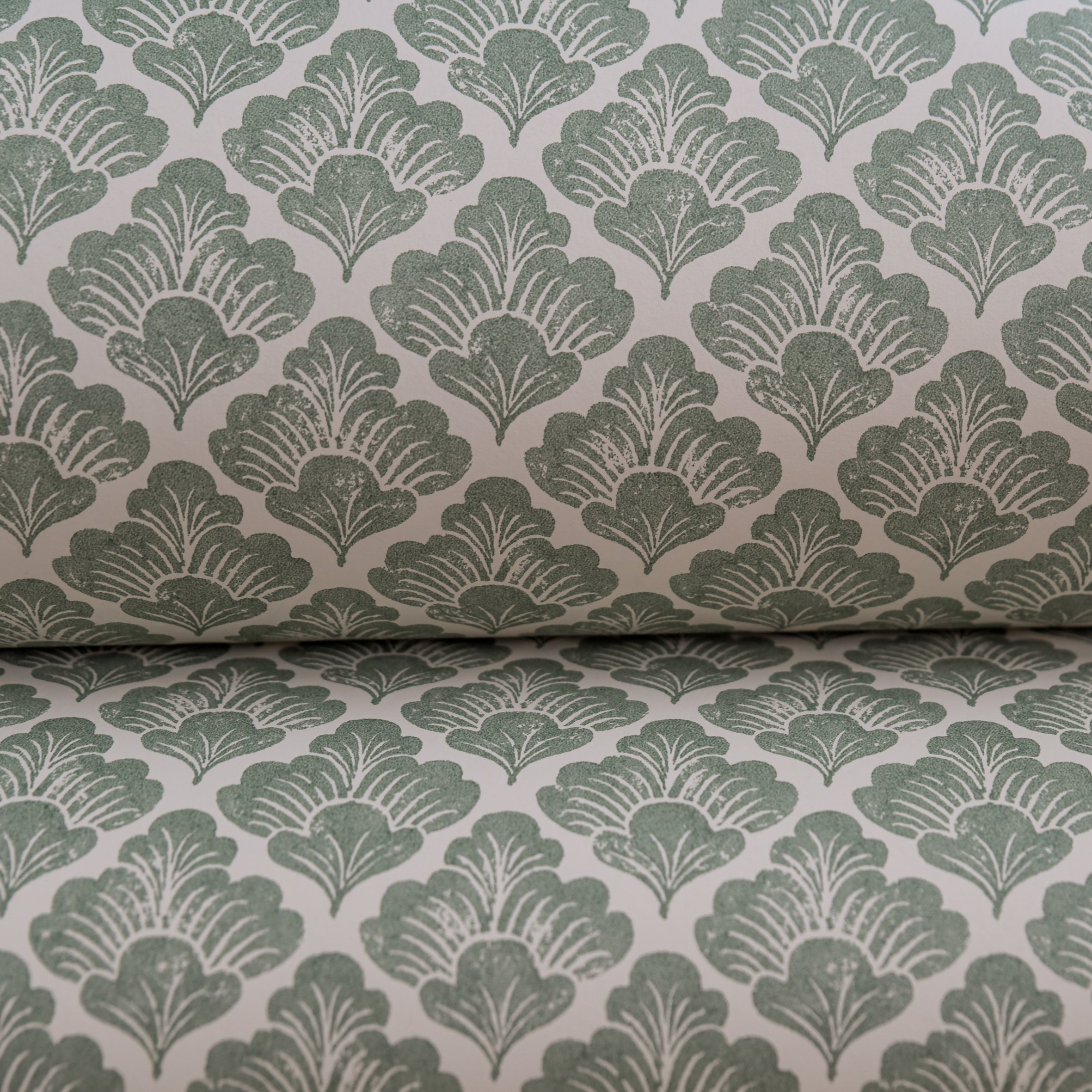 Laura wallpaper by Langelid/von Bromssen - floral design in Green