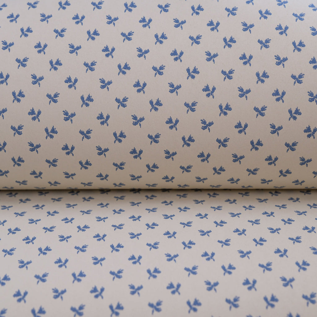 Tiny Flower wallpaper by Langelid/von Bromssen - floral design in Blue