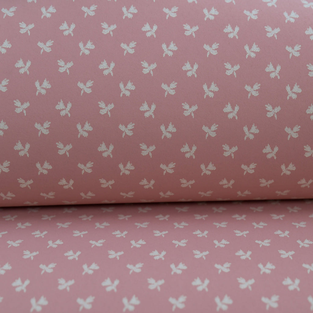 Tiny Flower wallpaper by Langelid/von Bromssen - floral design in Pink