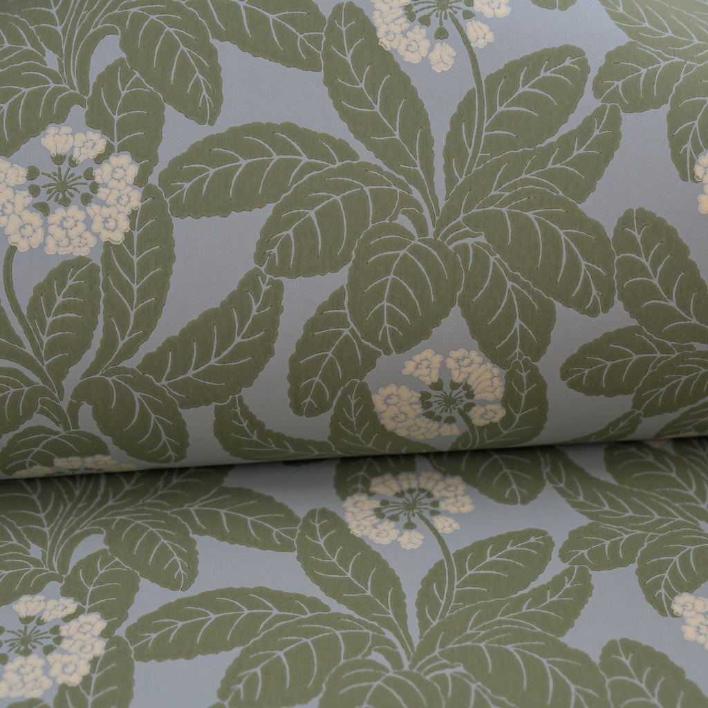 Primula wallpaper by Langelid/von Bromssen - floral design in Green