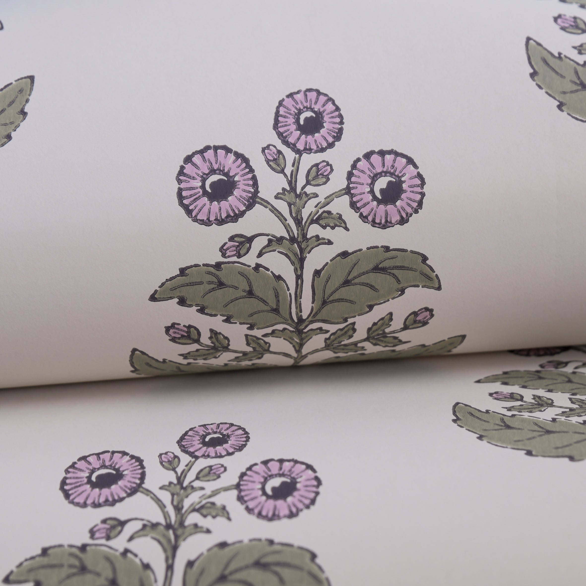 Floret wallpaper by Langelid/von Bromssen - floral design in Cream