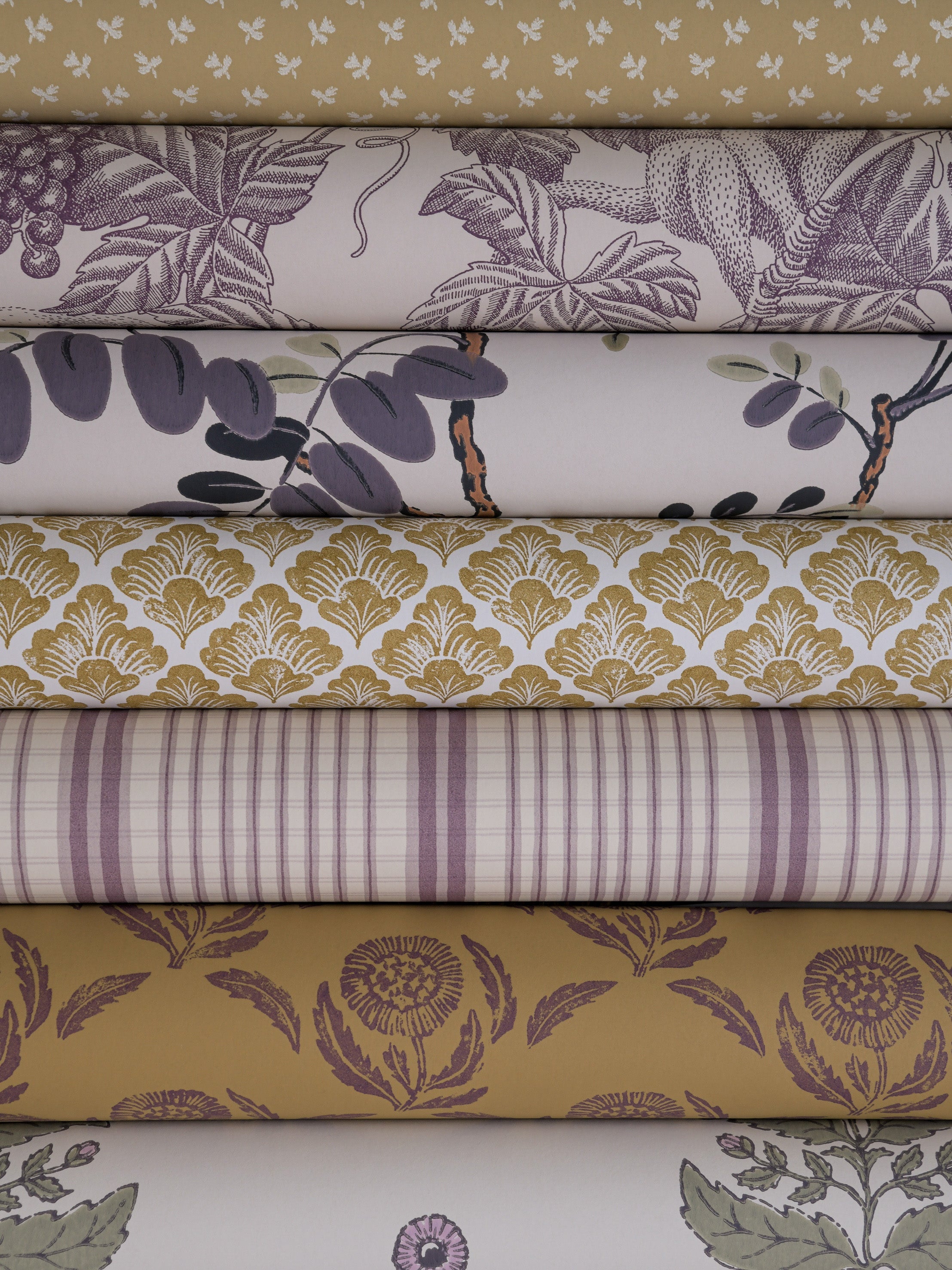 Grape Thief wallpaper by Langelid/von Bromssen - animals design in Purple