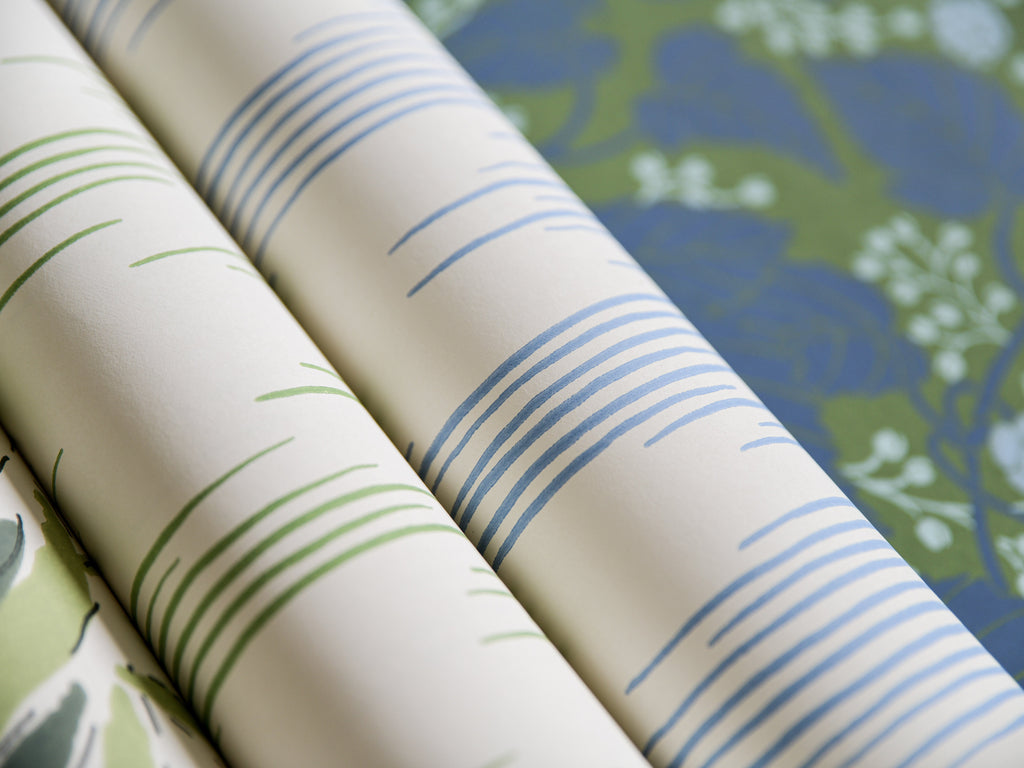 Ikat wallpaper by Langelid/von Bromssen - geometric design in Blue – Mediterranean