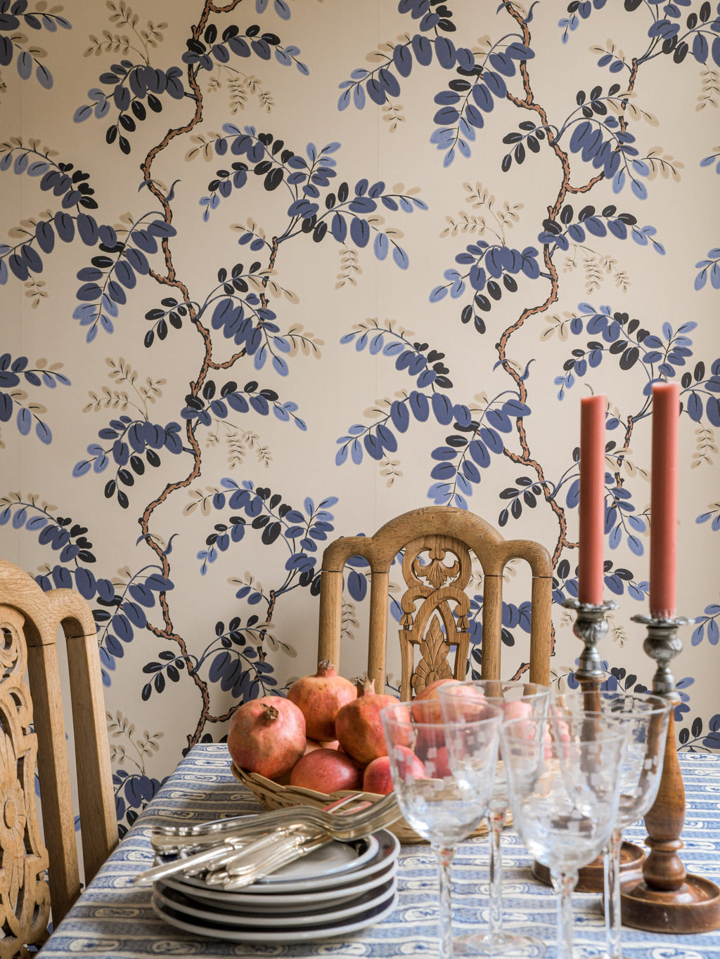 Toromiro wallpaper by Langelid/von Bromssen - botanical design in Blue