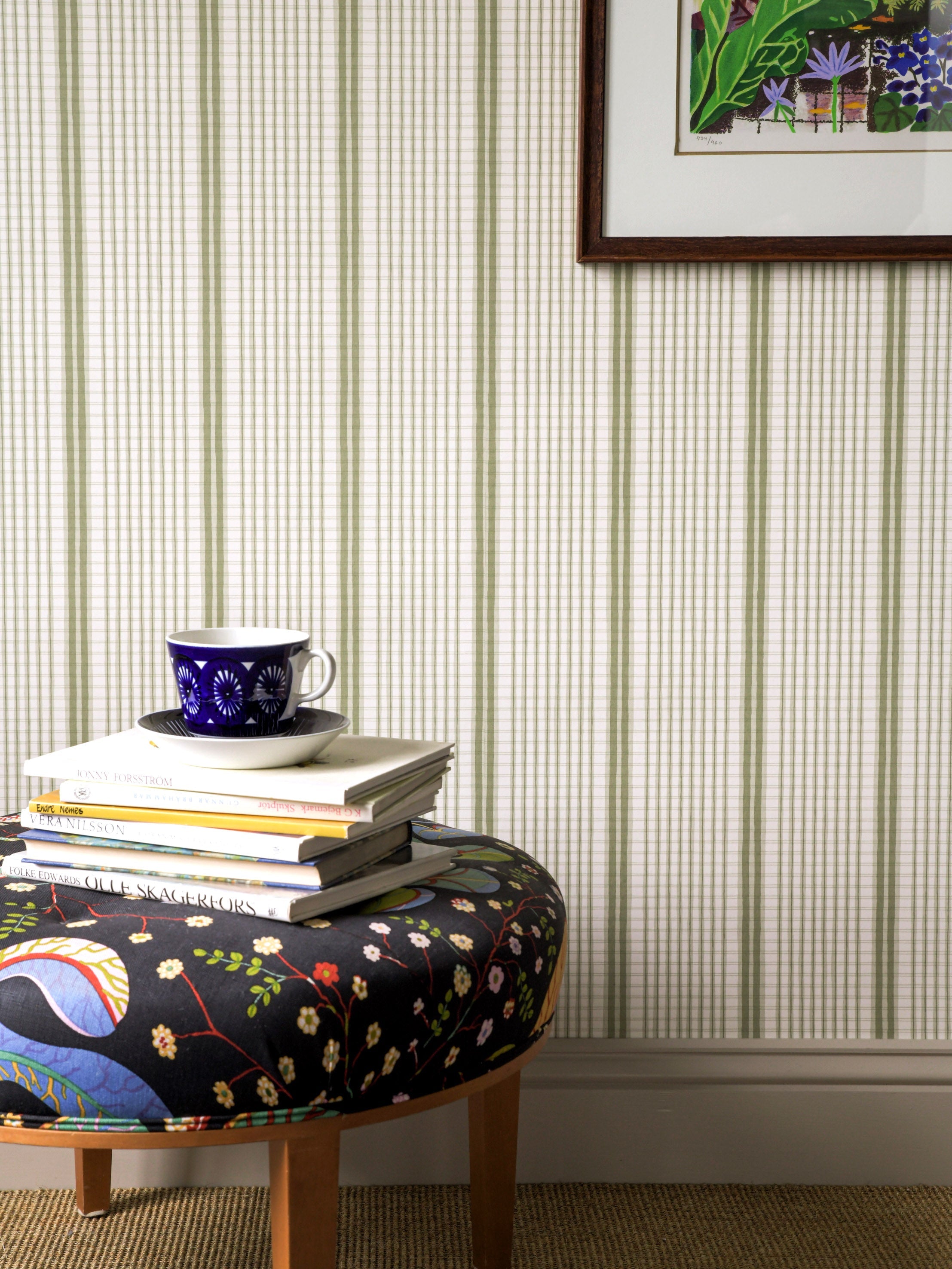 Como wallpaper by Langelid/von Bromssen - stripe design in Green