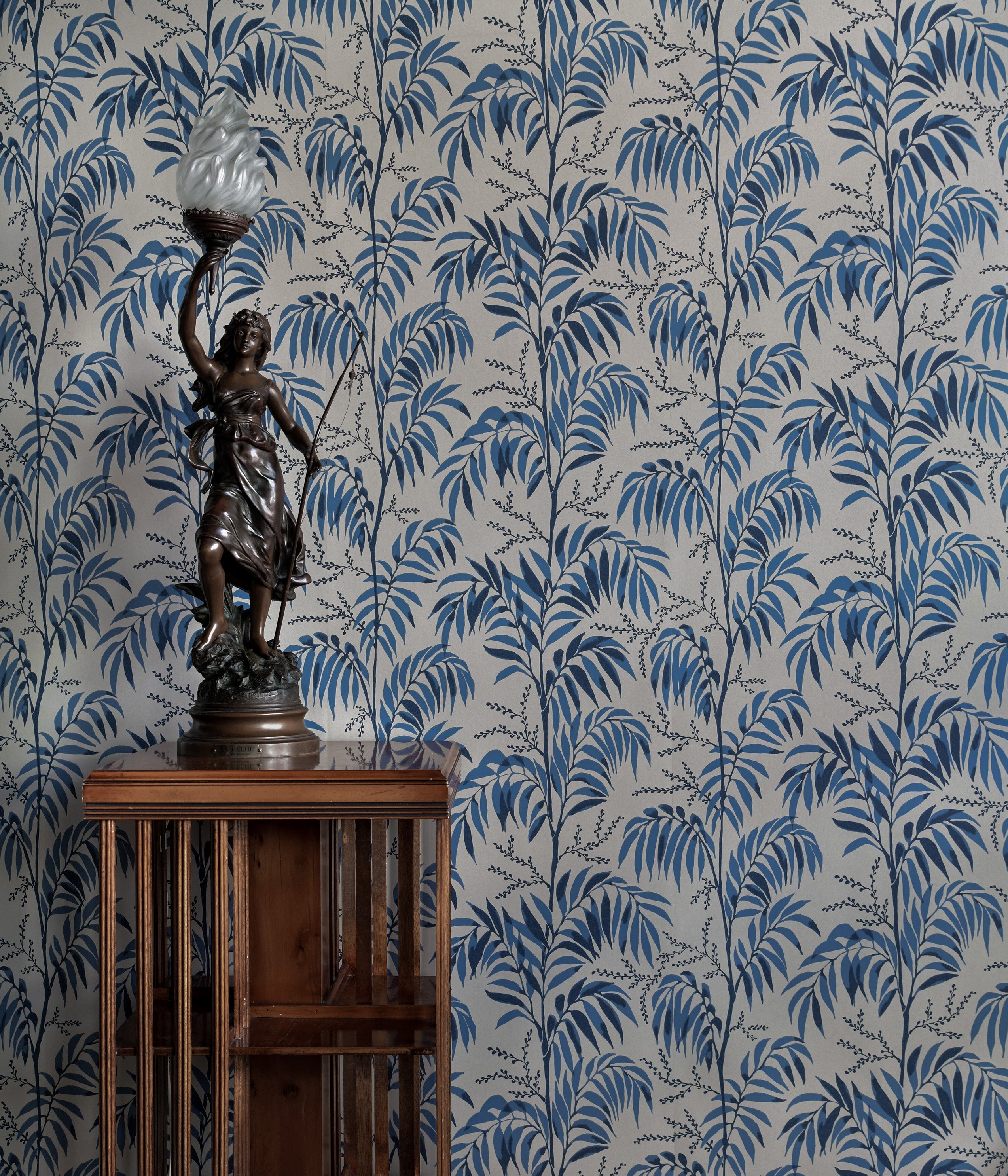 Casablanca Afternoon wallpaper by Langelid/von Bromssen - botanical design in Blue – Indigo
