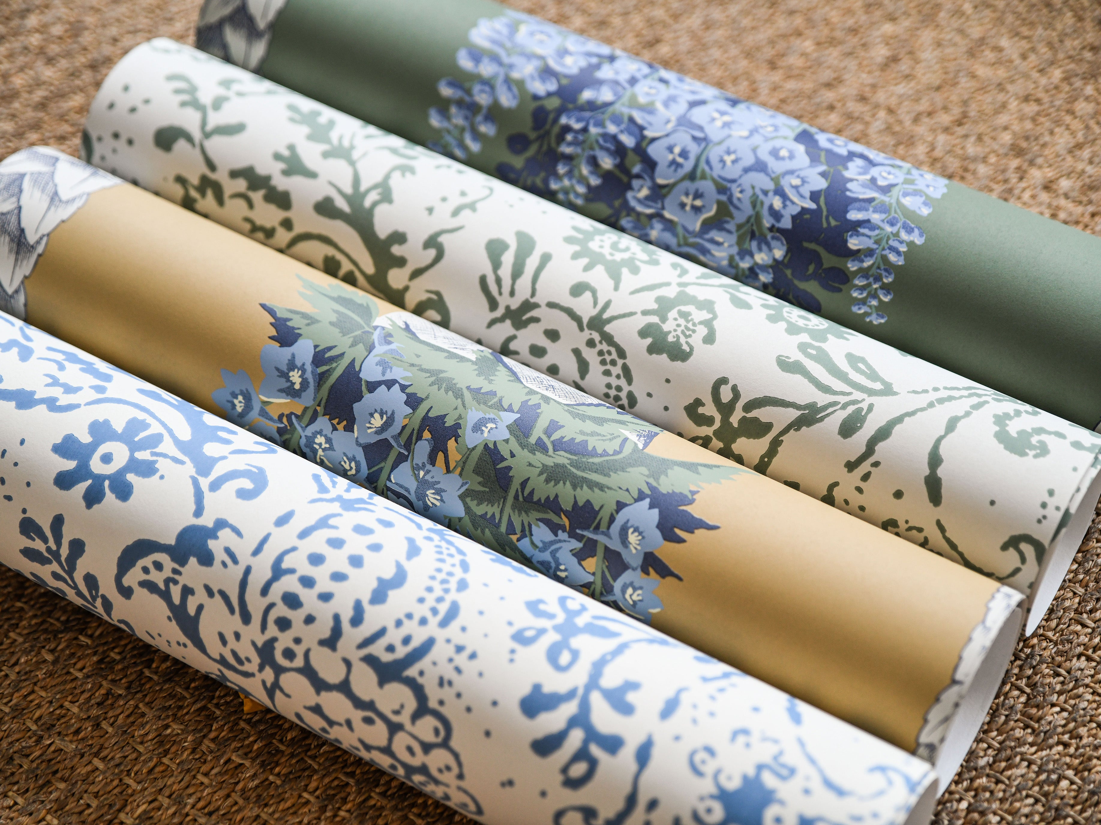Halcyon Days wallpaper by Langelid/von Bromssen - floral design in Blue