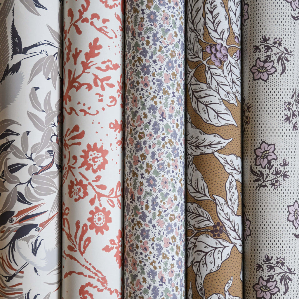 Floral Dance wallpaper by Langelid/von Bromssen - floral design in Pink
