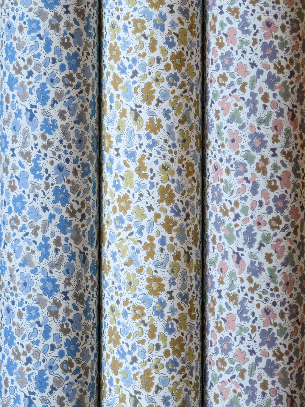 Floral Dance wallpaper by Langelid/von Bromssen - floral design in Blue