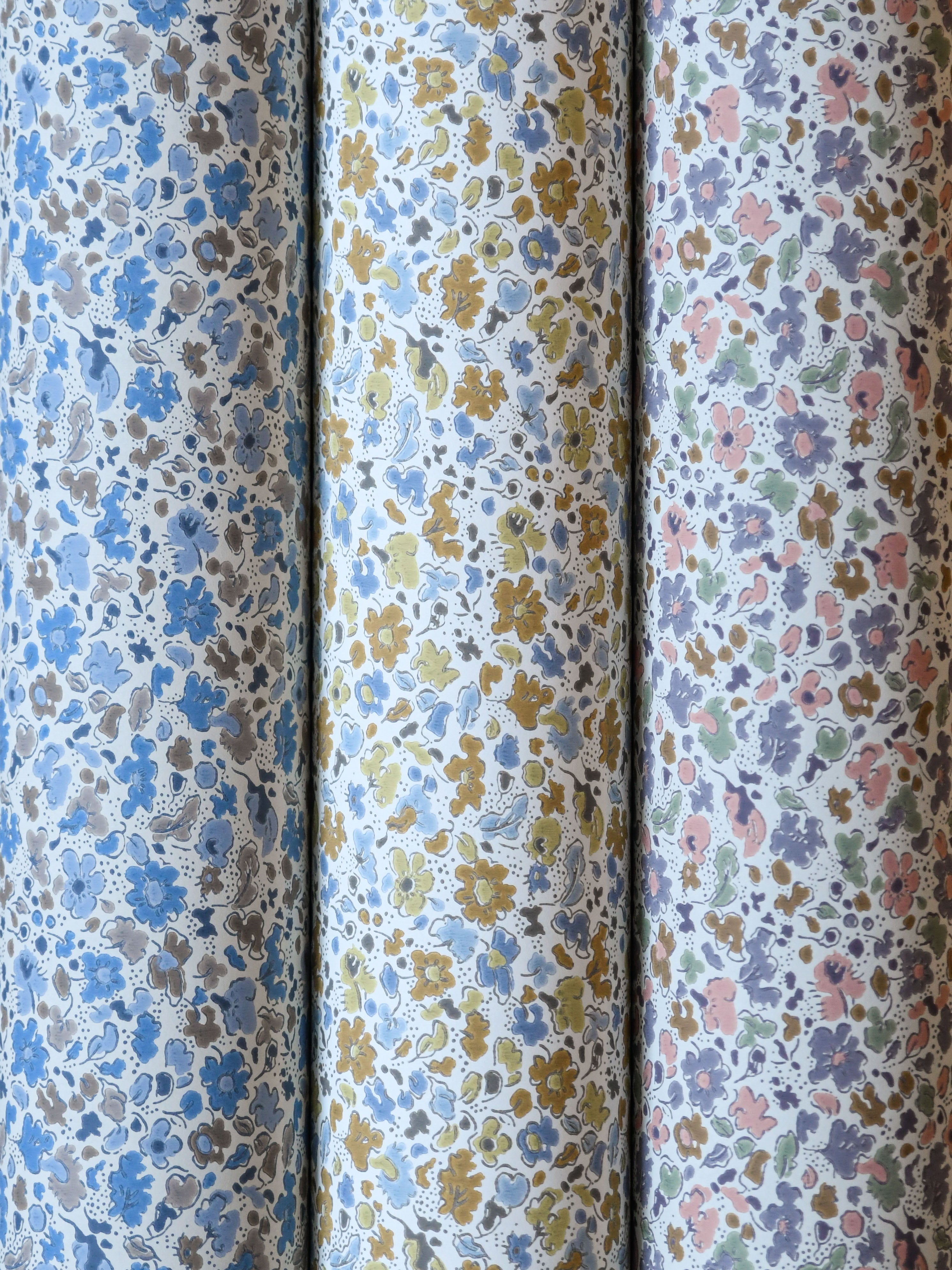 Floral Dance wallpaper by Langelid/von Bromssen - floral design in Blue