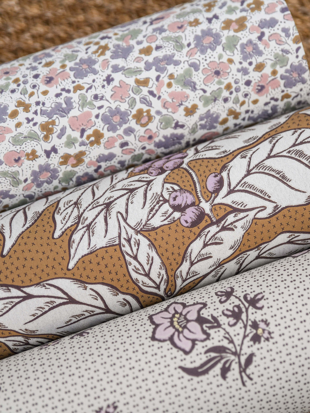 Floral Dance wallpaper by Langelid/von Bromssen - floral design in Pink