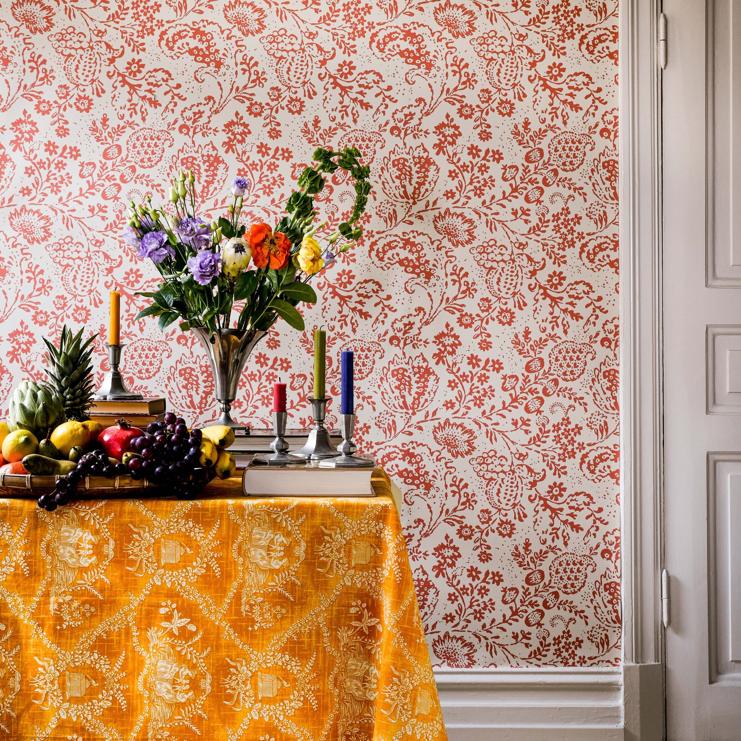 Halcyon Days wallpaper by Langelid/von Bromssen - floral design in Orange