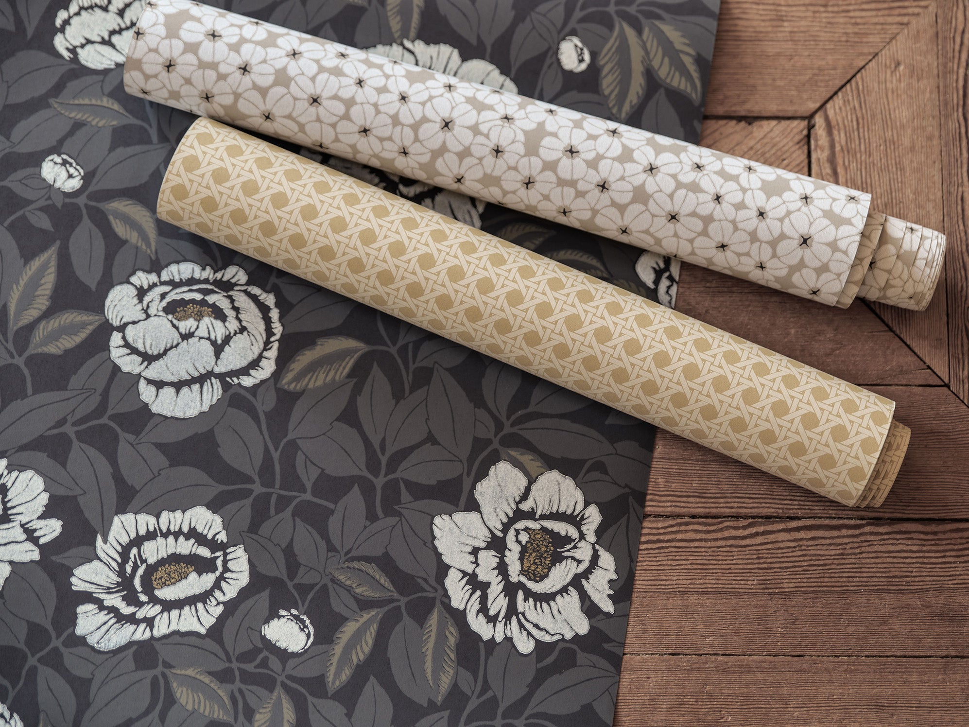 My Peony Garden wallpaper by Langelid/von Bromssen - floral design in Charcoal