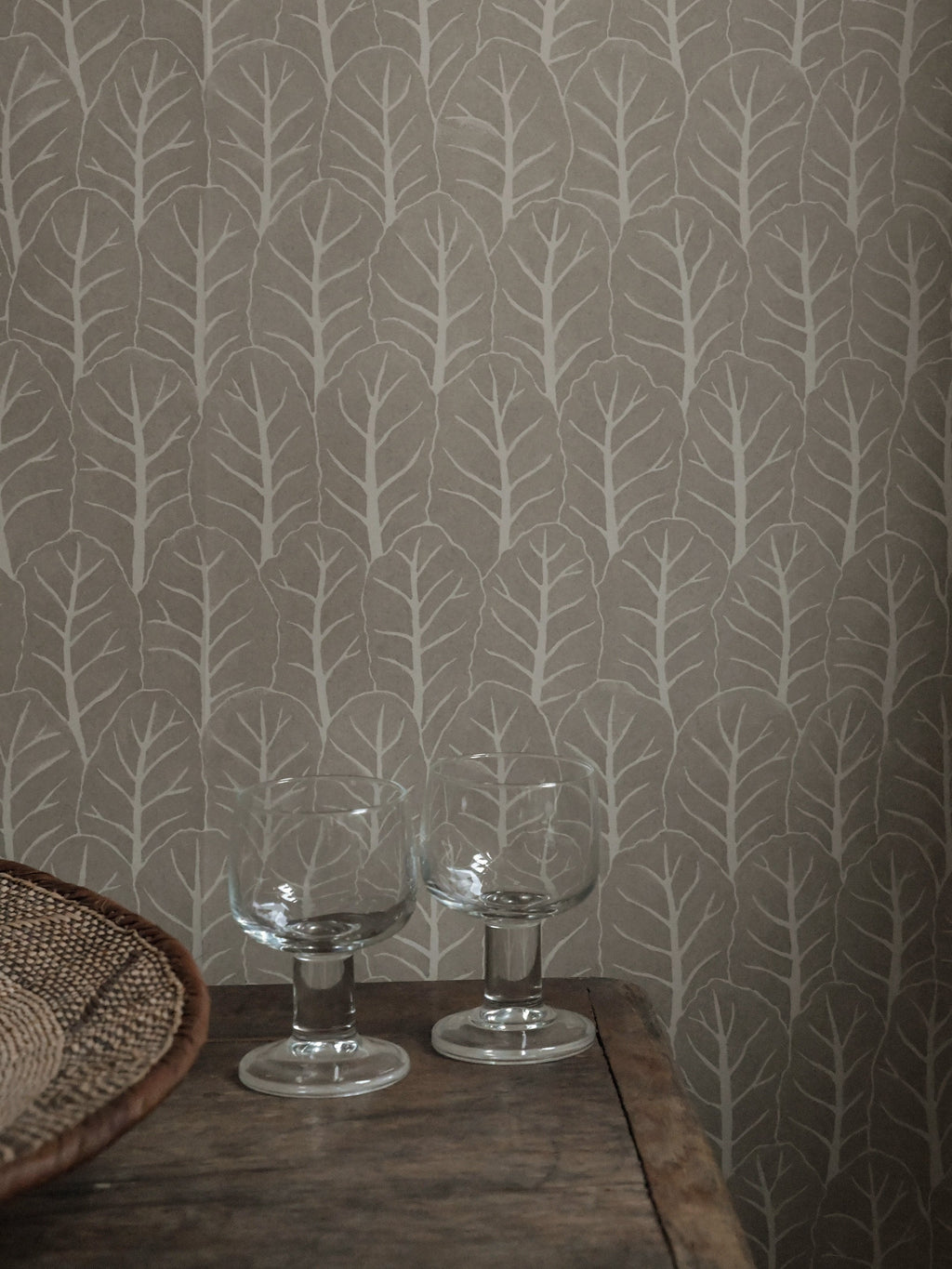 Coleslaw wallpaper by Langelid/von Bromssen - botanical design in Beige