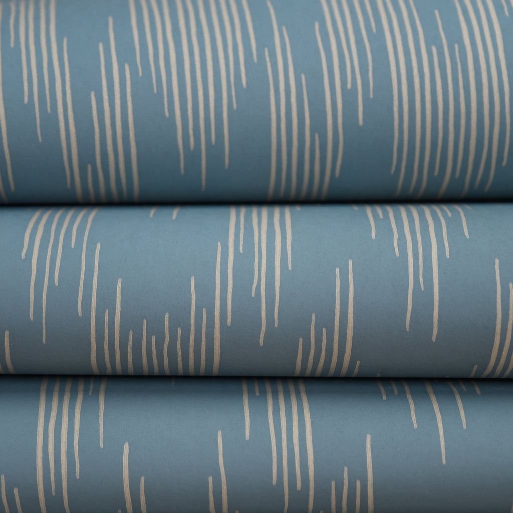 Ikat wallpaper by Langelid/von Bromssen - geometric design in Blue – Smokey