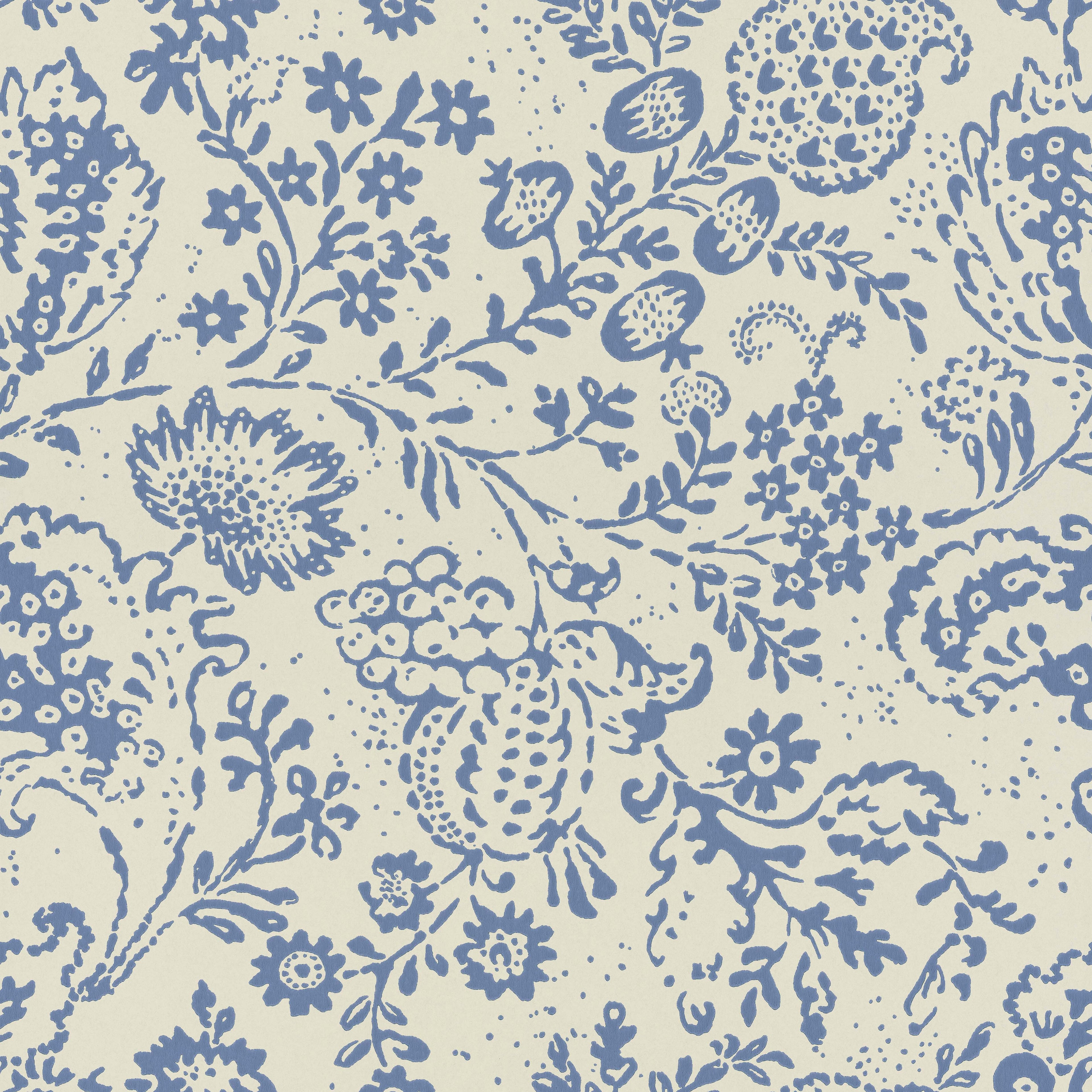 Halcyon Days wallpaper by Langelid/von Bromssen - floral design in Blue