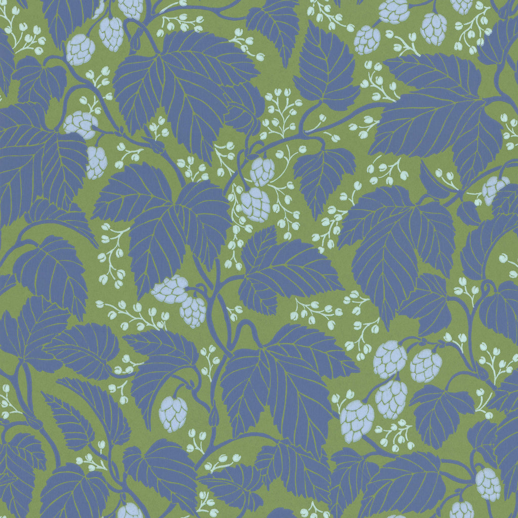 Hops and Glory wallpaper by Langelid/von Bromssen - botanical design in Green – Ivy