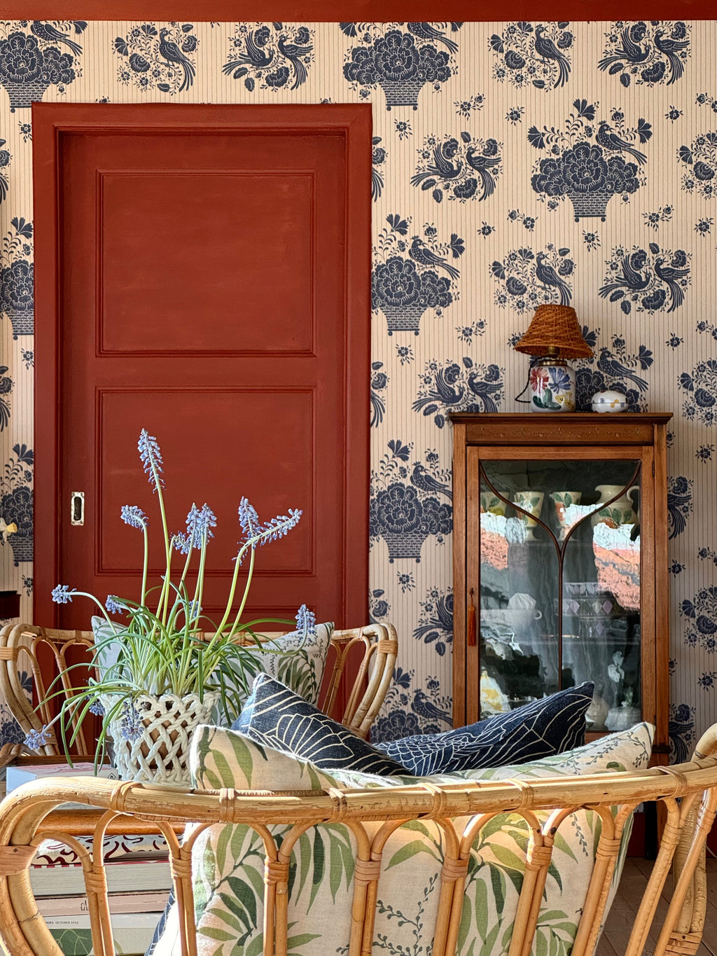 Birds Nest wallpaper by Langelid/von Bromssen - animals design in Blue