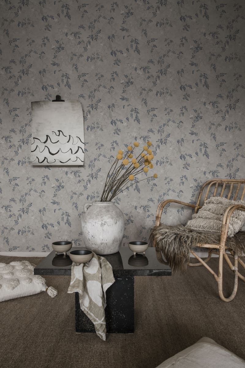 Irene wallpaper by Sandberg in a room setting