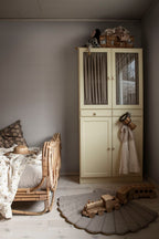 Stella wallpaper by Sandberg in a room setting