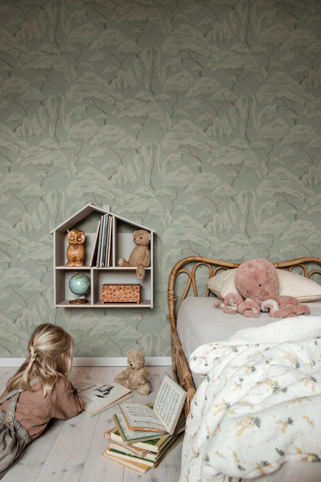 Kristoffer wallpaper by Sandberg – Sage Green colourway, styled in a third room setting