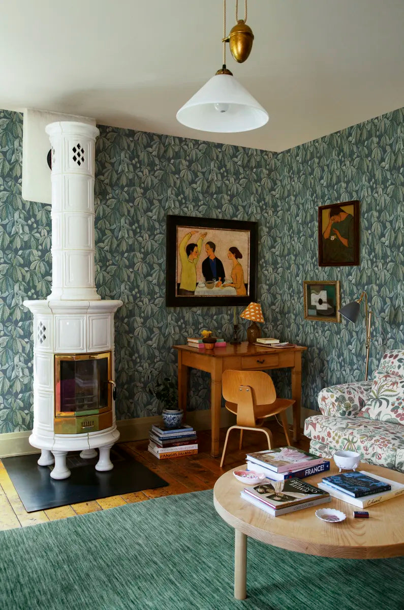 Kersti wallpaper by Sandberg in a room setting