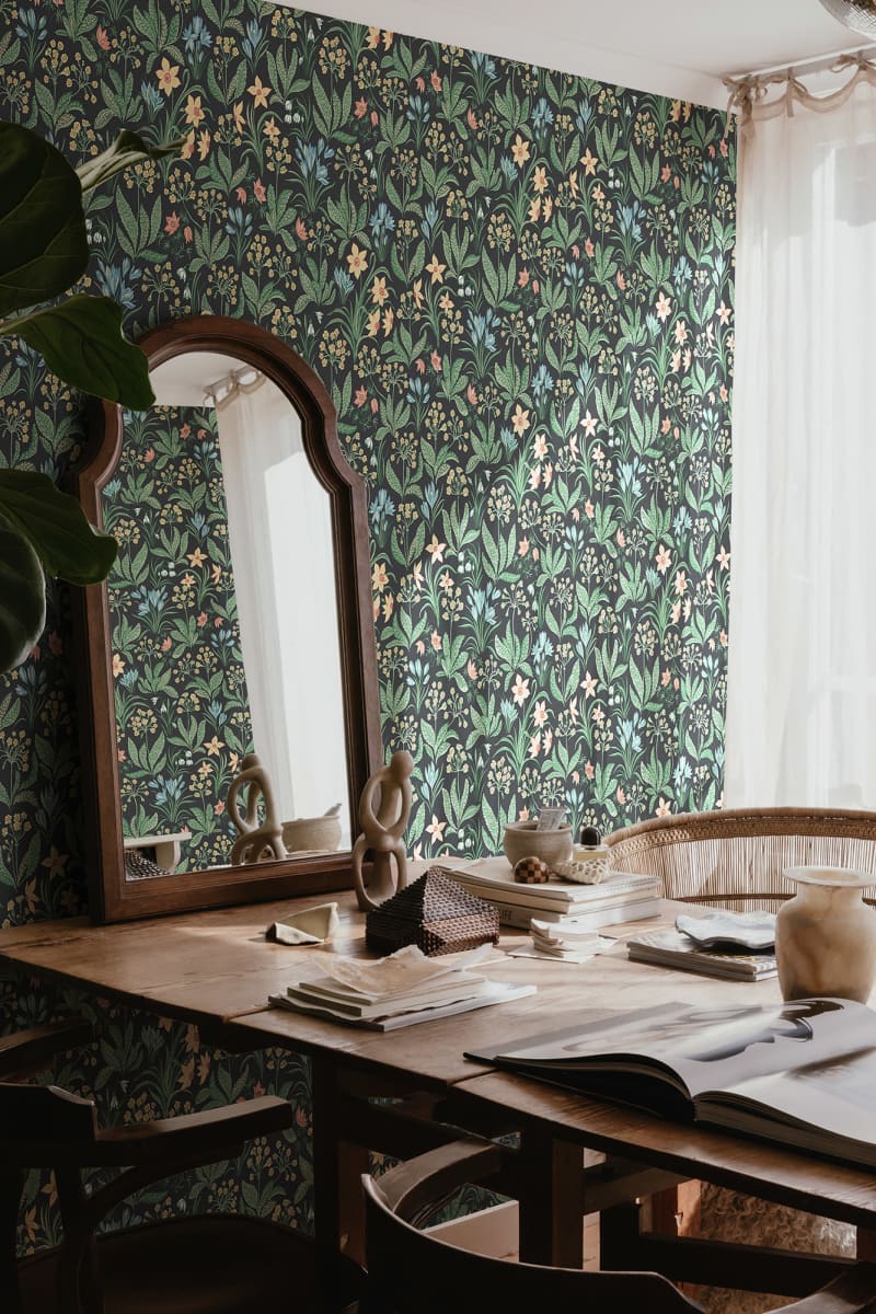 Huset i Solen wallpaper by Sandberg in a room setting