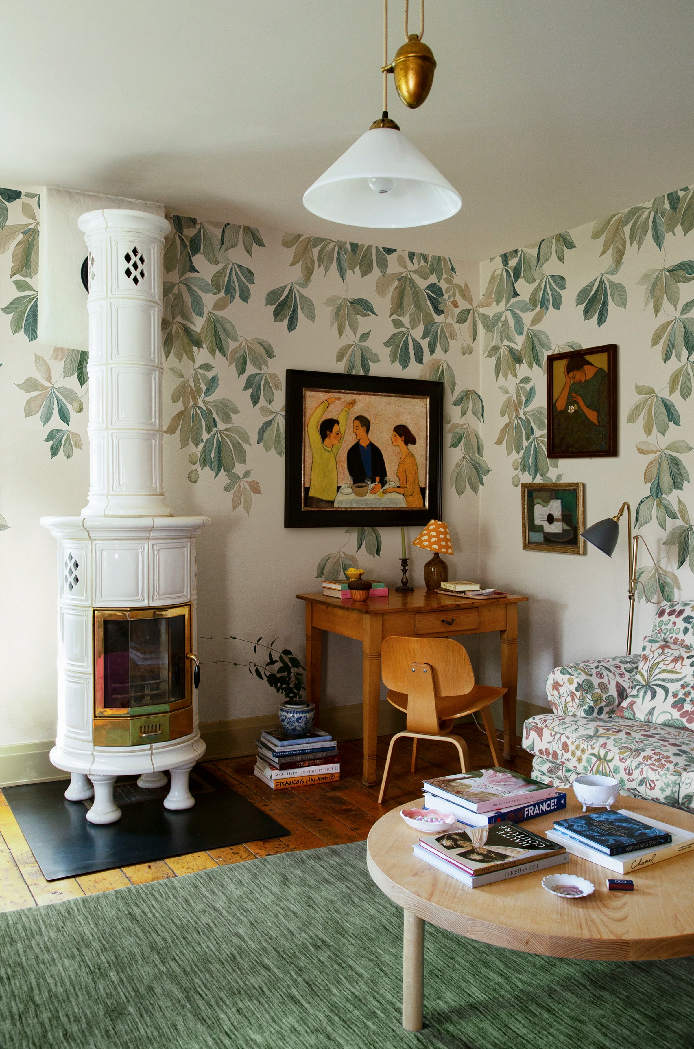 Kastanjen wall mural by Sandberg – botanical design, Green – Garden Green – styled in a room setting, view 2