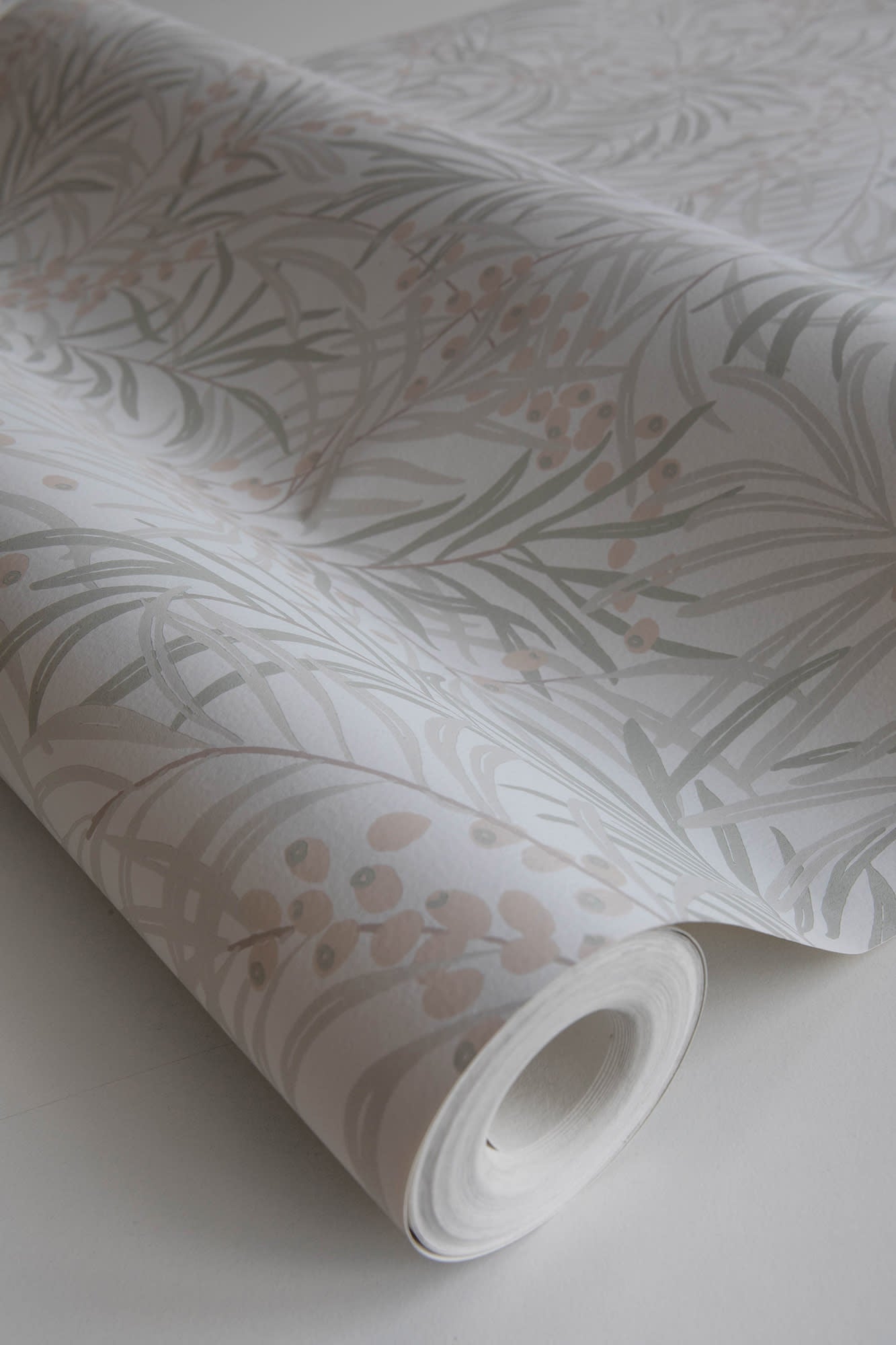 Idun wallpaper by Sandberg in Sandstone, close detail of the print