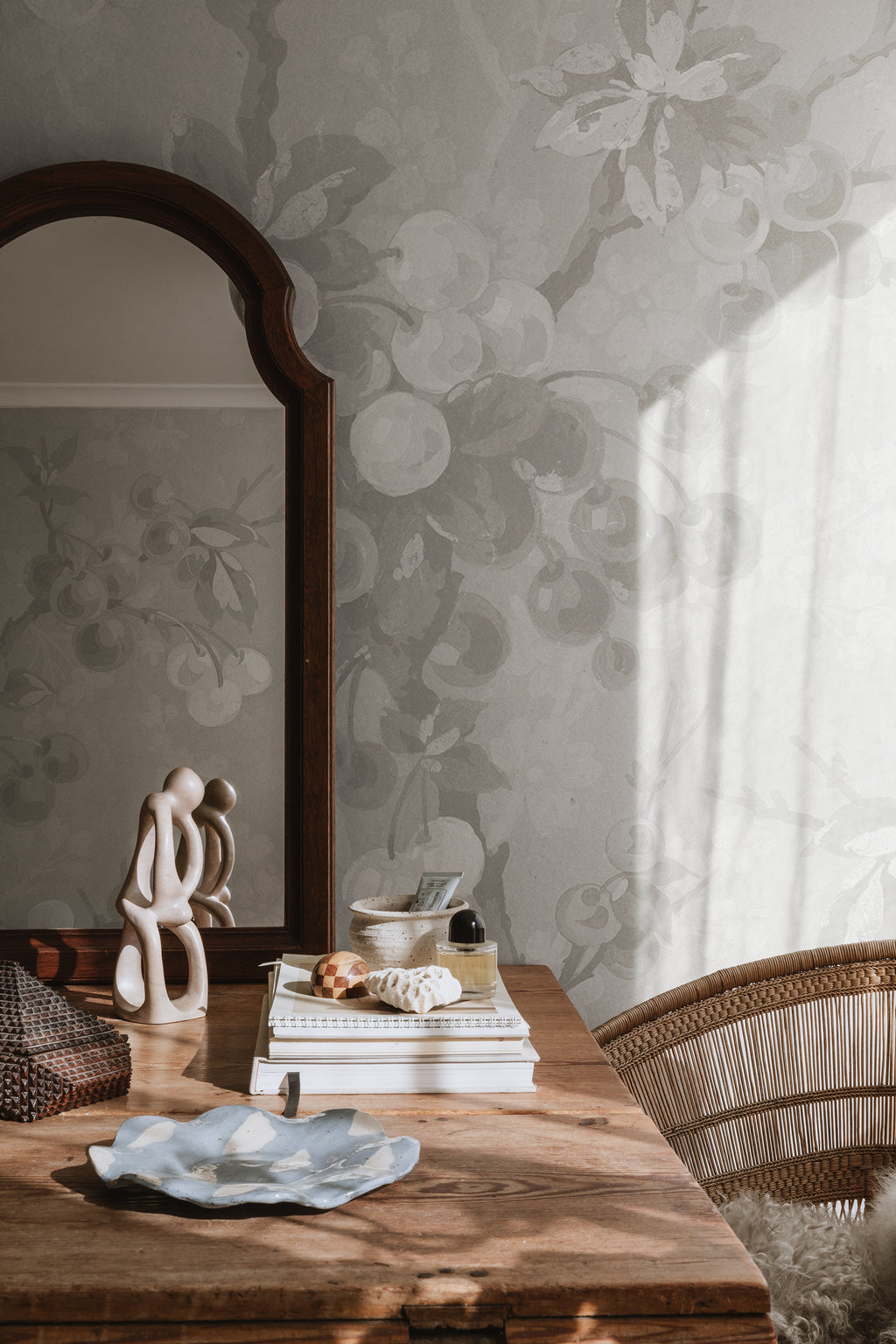 Franka wall mural by Sandberg in Mineral Gray, styled in a room, view 2