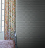 Hugo wallpaper by Sandberg in a room setting