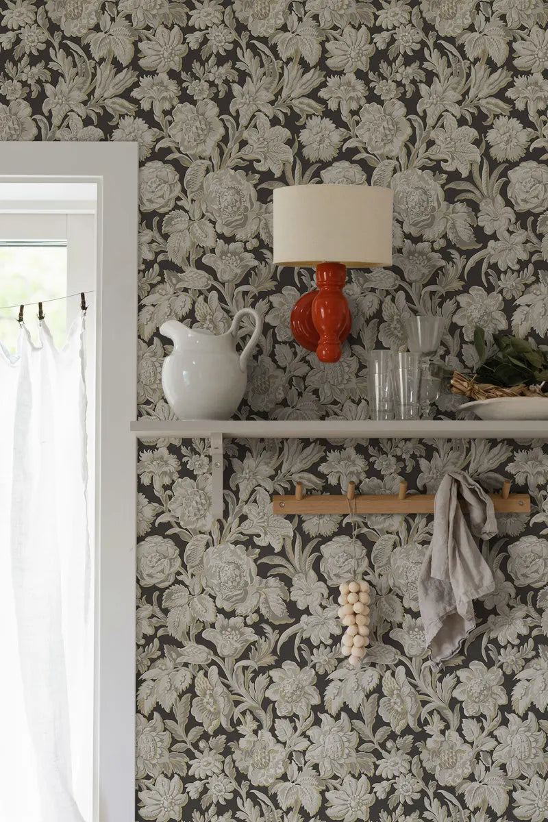 Valentin wallpaper by Sandberg in a room setting