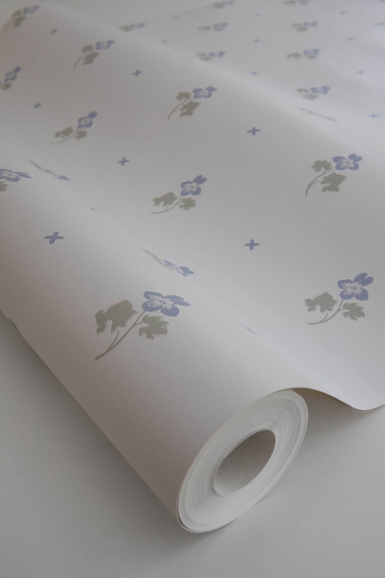 Mimi wallpaper by Sandberg in Sandstone, close detail of the print