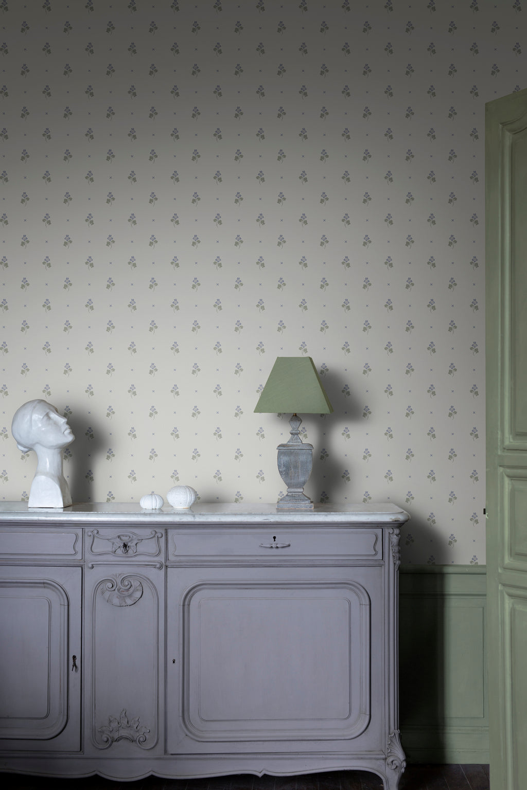 Mimi wallpaper by Sandberg in Sandstone, styled on an interior wall