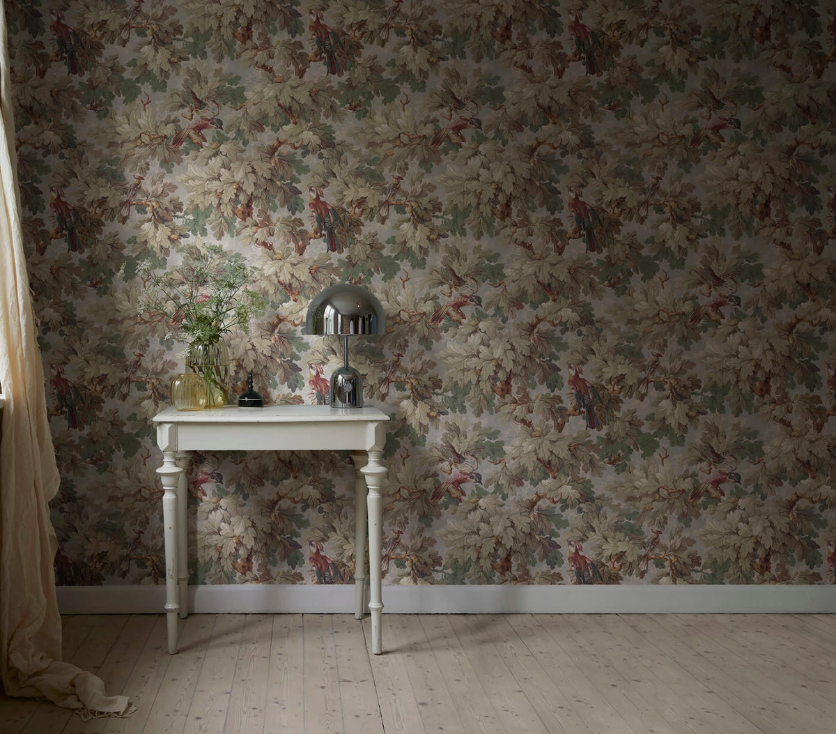 Benjamin wallpaper by Sandberg – botanical design, Sage Green – styled in a room setting, view 7