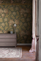 Esther wallpaper by Sandberg – botanical design, Green – Forest Green – styled in a room setting
