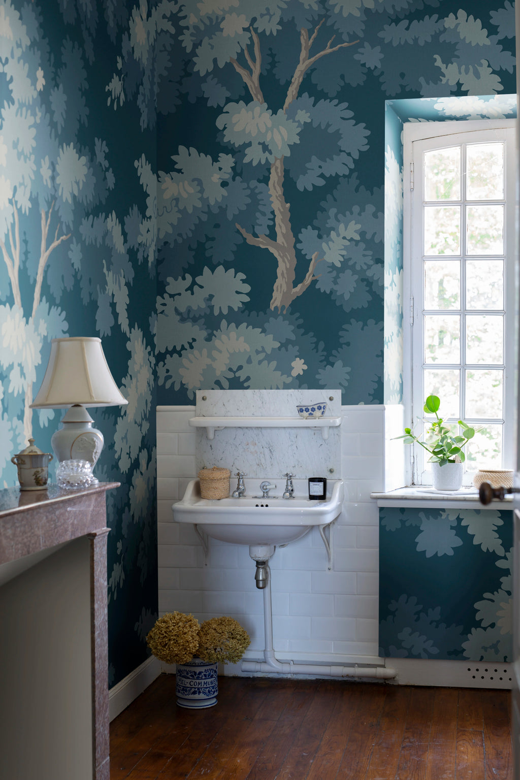 Raphael Mural wall mural by Sandberg – forest & woodland design, Blue – Midnight Blue