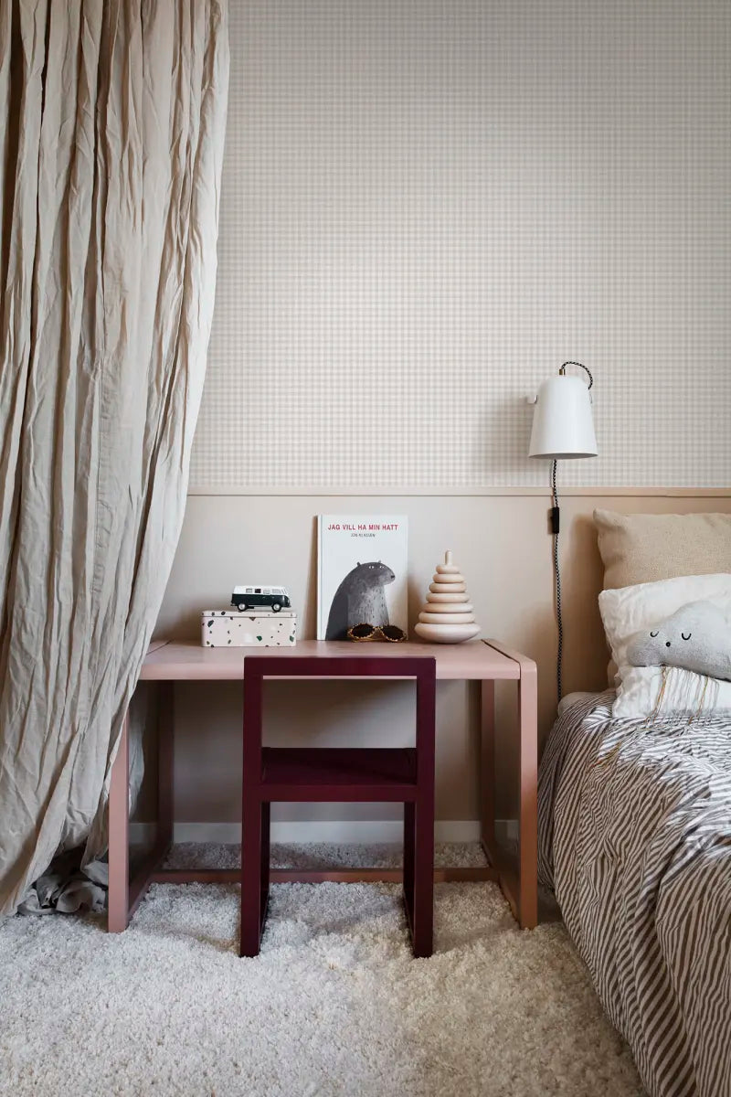 Ruta wallpaper by Sandberg in a room setting